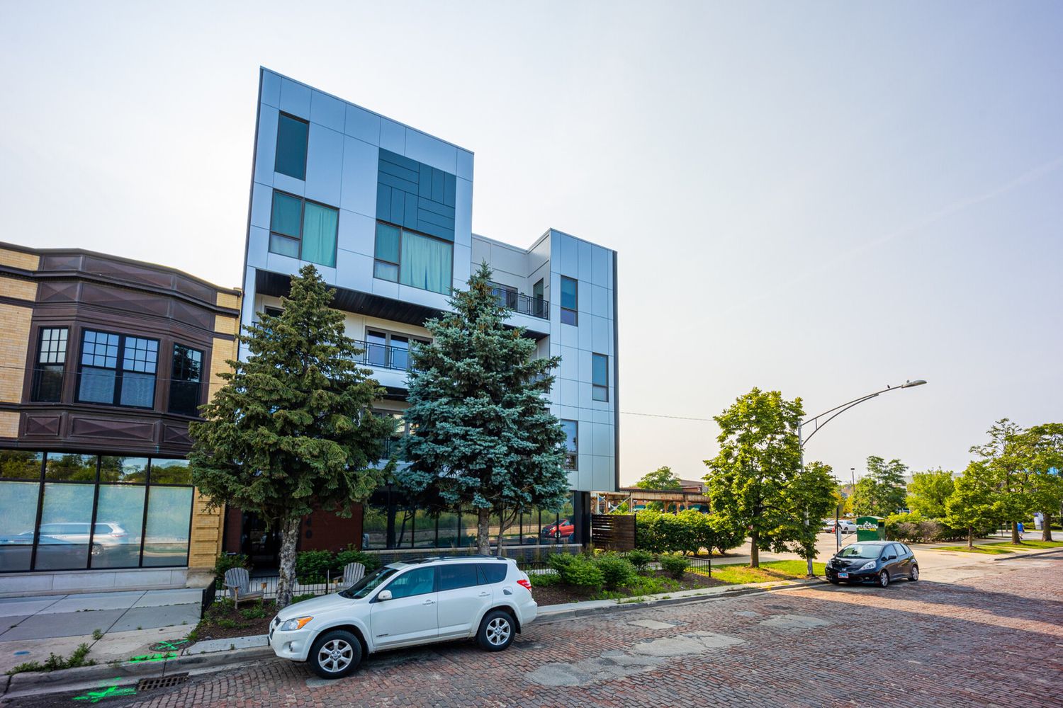 4540 North Ravenswood Avenue - 4
